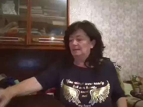 GypsiQueen2 from StripChat is Freechat