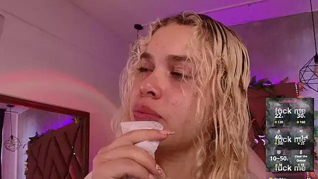 Customizable and immersive: Energize your taste buds and checkout our delicious choice of amateur cams liveshows with excited livestreamers getting their sweet physiques pounded with their beloved vibrating toys.