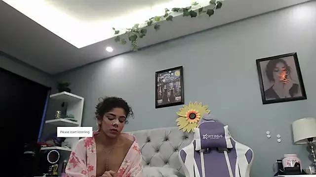 Customizable and immersive: Energize your taste buds and checkout our delicious choice of amateur cams liveshows with excited livestreamers getting their sweet physiques pounded with their beloved vibrating toys.