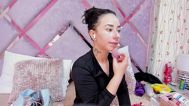 Customizable and immersive: Energize your taste buds and checkout our delicious choice of amateur cams liveshows with excited livestreamers getting their sweet physiques pounded with their beloved vibrating toys.
