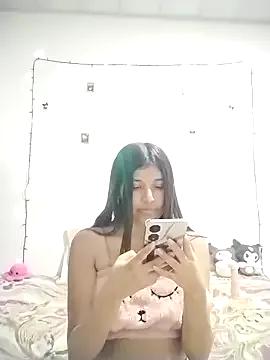hanna_ross27 from StripChat is Freechat