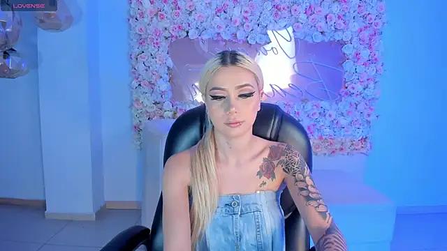 Customizable and immersive: Energize your taste buds and checkout our delicious choice of amateur cams liveshows with excited livestreamers getting their sweet physiques pounded with their beloved vibrating toys.