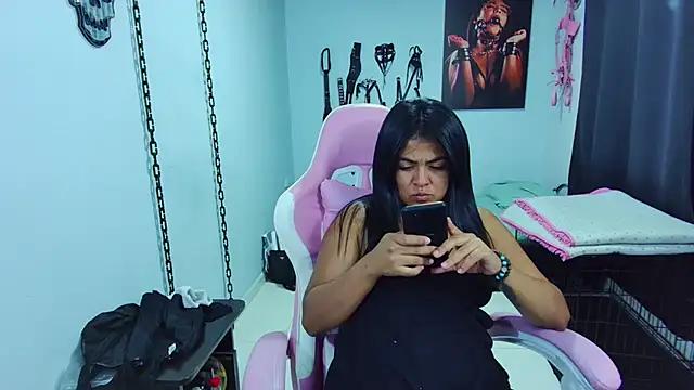 Customizable and immersive: Energize your taste buds and checkout our delicious choice of amateur cams liveshows with excited livestreamers getting their sweet physiques pounded with their beloved vibrating toys.