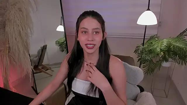 hannah_brady from StripChat is Freechat