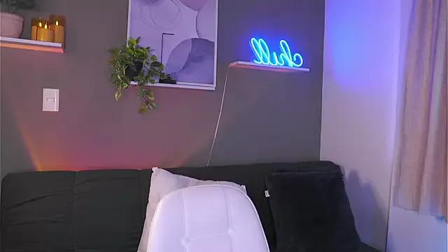 Customizable and immersive: Energize your taste buds and checkout our delicious choice of amateur cams liveshows with excited livestreamers getting their sweet physiques pounded with their beloved vibrating toys.