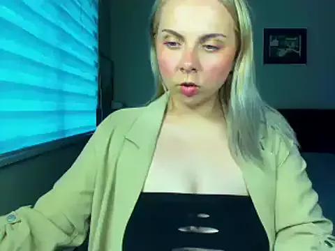 Photos of HappyIva from StripChat is Freechat