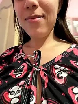 Customizable and immersive: Energize your taste buds and checkout our delicious choice of amateur cams liveshows with excited livestreamers getting their sweet physiques pounded with their beloved vibrating toys.