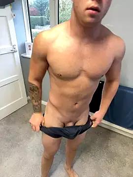 harleybarker from StripChat is Freechat