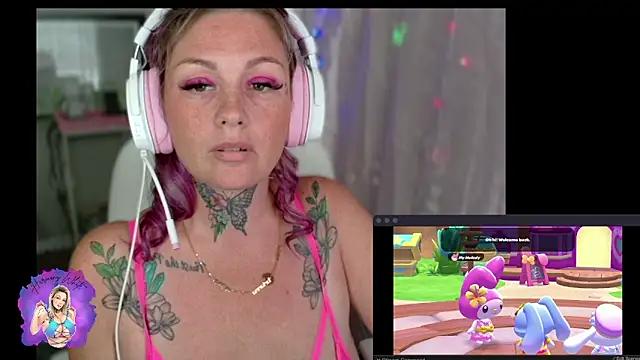 Customizable and immersive: Energize your taste buds and checkout our delicious choice of amateur cams liveshows with excited livestreamers getting their sweet physiques pounded with their beloved vibrating toys.