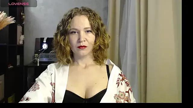 harpermoss from StripChat is Freechat