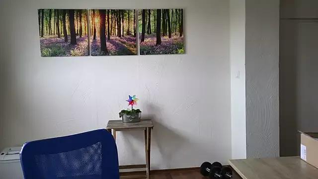 Customizable and immersive: Energize your taste buds and checkout our delicious choice of amateur cams liveshows with excited livestreamers getting their sweet physiques pounded with their beloved vibrating toys.