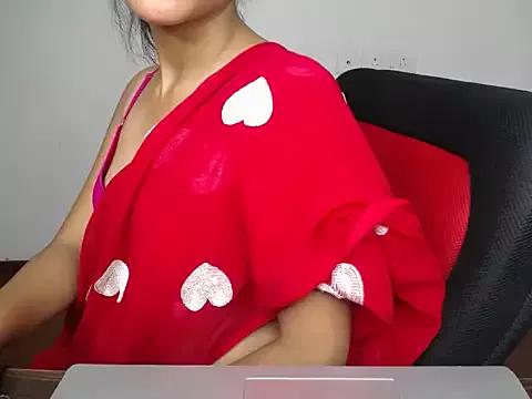 Heavan_queen from StripChat is Freechat