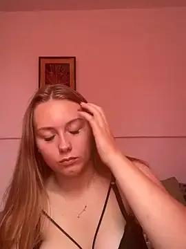 HeiligeJulia from StripChat is Freechat