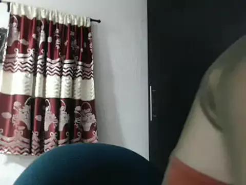 HellenMiyer1111 from StripChat is Freechat