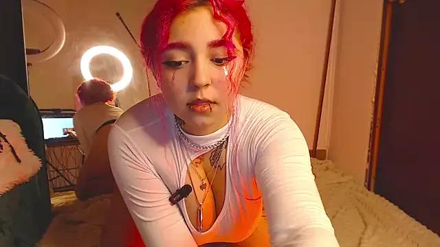 Customizable and immersive: Energize your taste buds and checkout our delicious choice of amateur cams liveshows with excited livestreamers getting their sweet physiques pounded with their beloved vibrating toys.