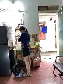 Customizable and immersive: Energize your taste buds and checkout our delicious choice of amateur cams liveshows with excited livestreamers getting their sweet physiques pounded with their beloved vibrating toys.