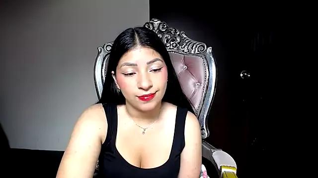 holly20a from StripChat is Freechat