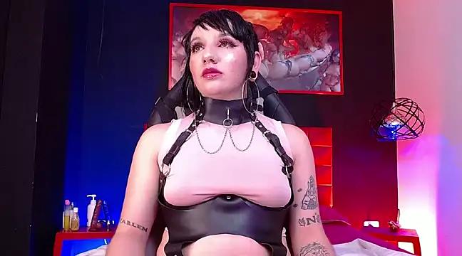 Customizable and immersive: Energize your taste buds and checkout our delicious choice of amateur cams liveshows with excited livestreamers getting their sweet physiques pounded with their beloved vibrating toys.