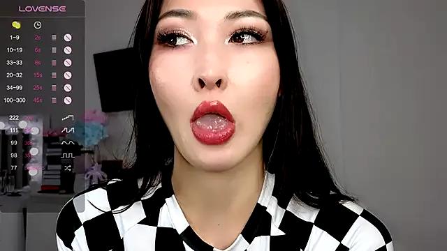 Customizable and immersive: Energize your taste buds and checkout our delicious choice of amateur cams liveshows with excited livestreamers getting their sweet physiques pounded with their beloved vibrating toys.