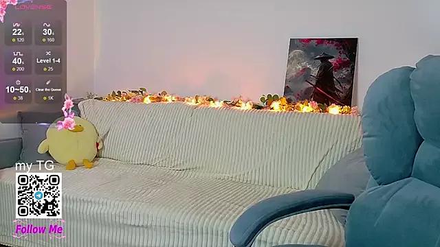 HoneyJohansson from StripChat is Freechat
