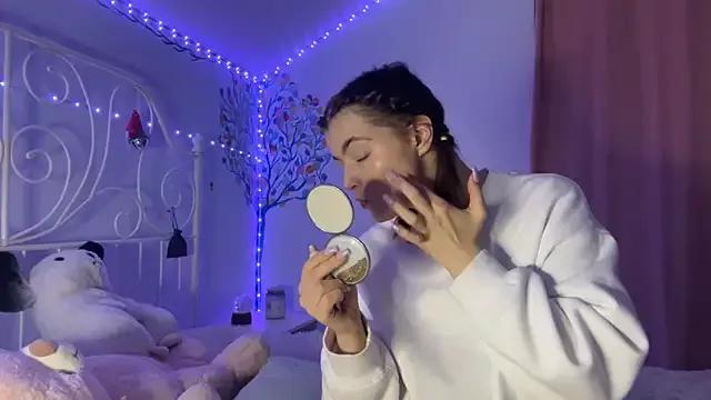 Customizable and immersive: Energize your taste buds and checkout our delicious choice of amateur cams liveshows with excited livestreamers getting their sweet physiques pounded with their beloved vibrating toys.