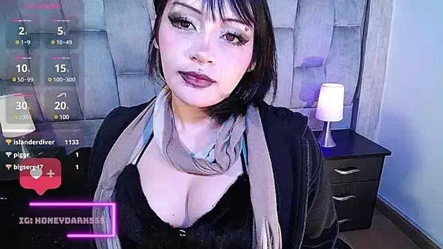 Customizable and immersive: Energize your taste buds and checkout our delicious choice of amateur cams liveshows with excited livestreamers getting their sweet physiques pounded with their beloved vibrating toys.