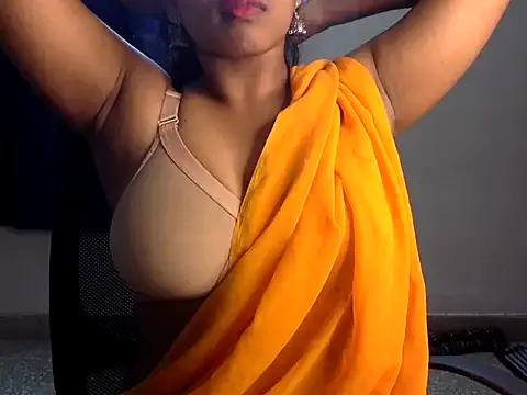 Hot-Honey20 from StripChat is Freechat