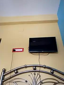 Hot-sweety2 from StripChat is Freechat