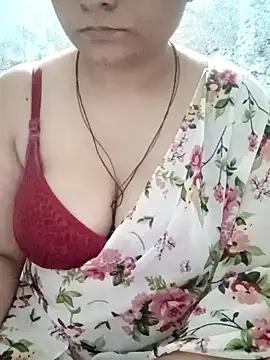 Hottheer from StripChat