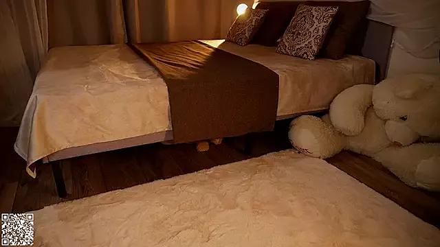 Customizable and immersive: Energize your taste buds and checkout our delicious choice of amateur cams liveshows with excited livestreamers getting their sweet physiques pounded with their beloved vibrating toys.