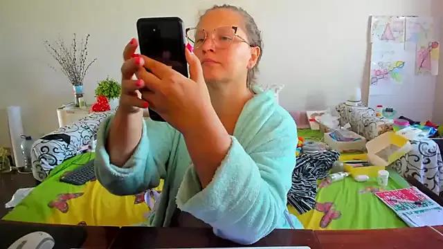 Customizable and immersive: Energize your taste buds and checkout our delicious choice of amateur cams liveshows with excited livestreamers getting their sweet physiques pounded with their beloved vibrating toys.