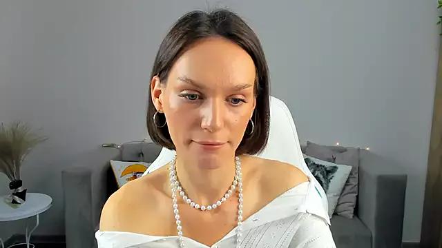 Ice_Strawberry from StripChat is Freechat