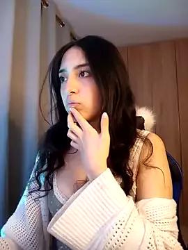 immisssilver from StripChat is Freechat