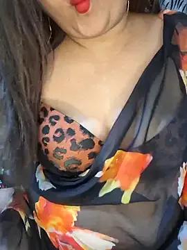 indian-hotmilfs from StripChat is Freechat