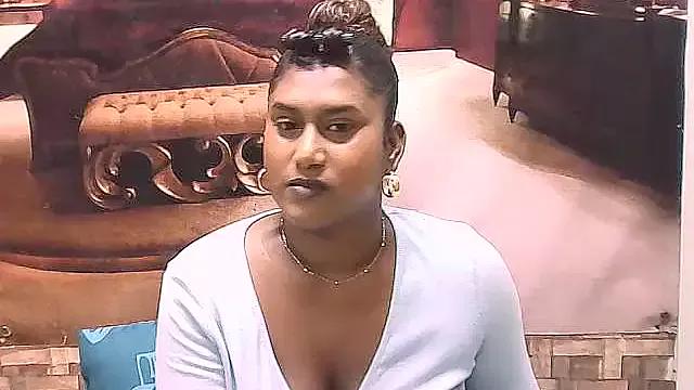 IndianChocolatepie4u from StripChat is Freechat
