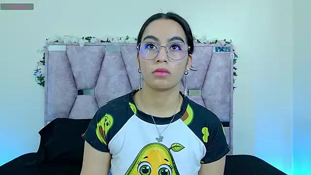 iris_and_damian from StripChat is Freechat