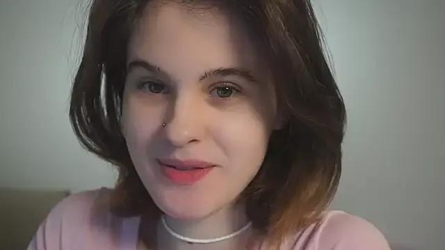 Iris_pure from StripChat is Freechat