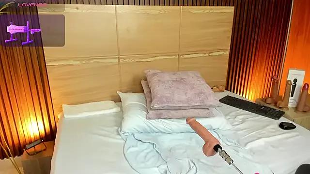 Customizable and immersive: Energize your taste buds and checkout our delicious choice of amateur cams liveshows with excited livestreamers getting their sweet physiques pounded with their beloved vibrating toys.