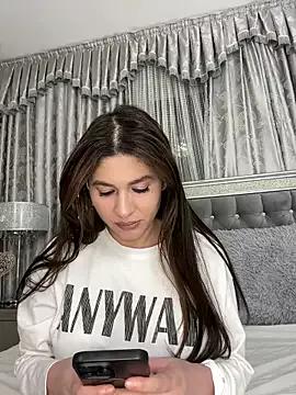 Customizable and immersive: Energize your taste buds and checkout our delicious choice of amateur cams liveshows with excited livestreamers getting their sweet physiques pounded with their beloved vibrating toys.