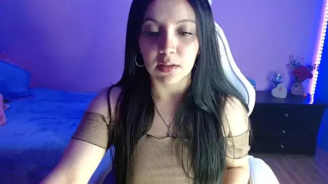 Customizable and immersive: Energize your taste buds and checkout our delicious choice of amateur cams liveshows with excited livestreamers getting their sweet physiques pounded with their beloved vibrating toys.