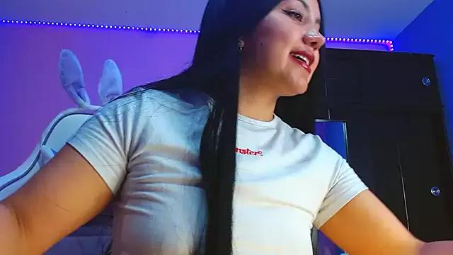 Customizable and immersive: Energize your taste buds and checkout our delicious choice of amateur cams liveshows with excited livestreamers getting their sweet physiques pounded with their beloved vibrating toys.