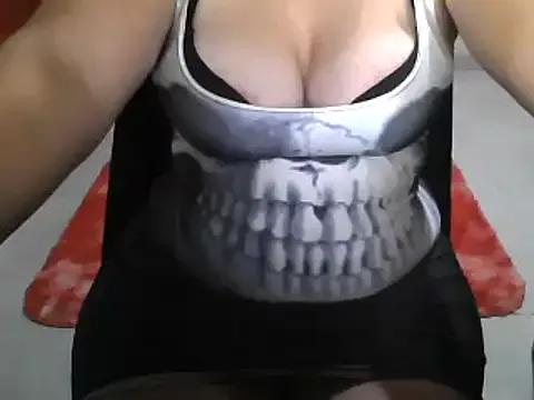 Isabela_bella from StripChat is Freechat