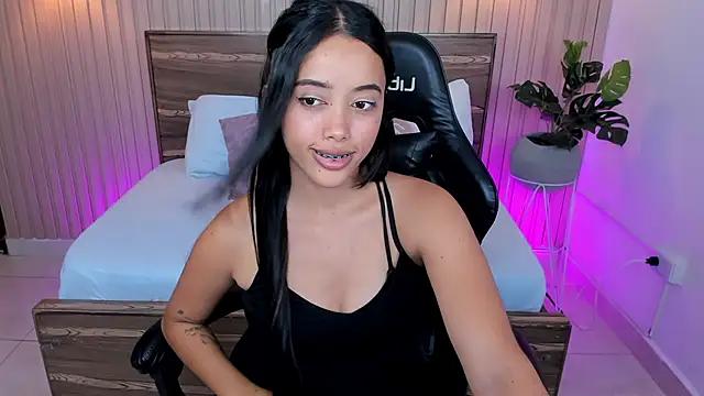 Customizable and immersive: Energize your taste buds and checkout our delicious choice of amateur cams liveshows with excited livestreamers getting their sweet physiques pounded with their beloved vibrating toys.