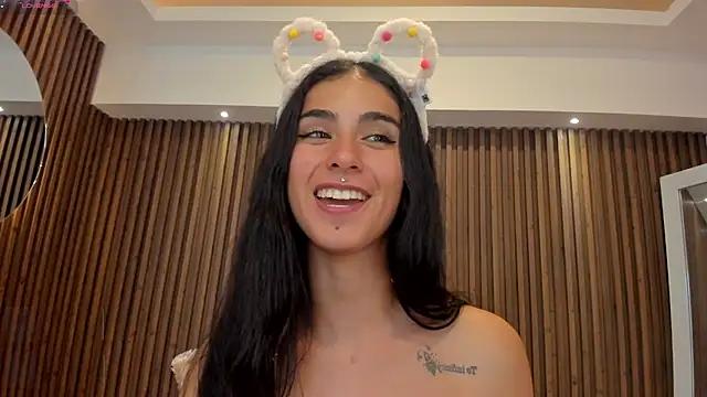 Customizable and immersive: Energize your taste buds and checkout our delicious choice of amateur cams liveshows with excited livestreamers getting their sweet physiques pounded with their beloved vibrating toys.