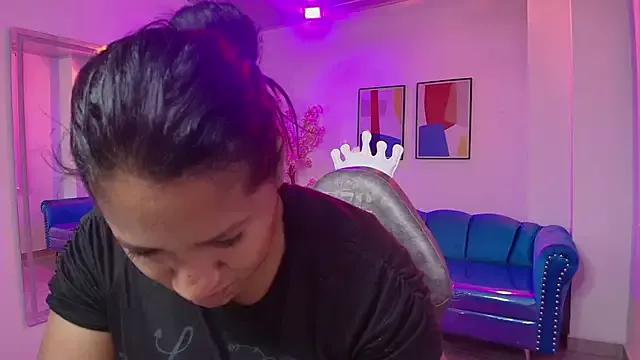 isabella_gomexx from StripChat is Freechat