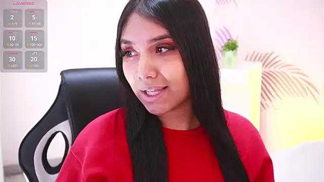 Isabelle_Lane from StripChat is Freechat