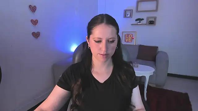 Isis_Dumont from StripChat