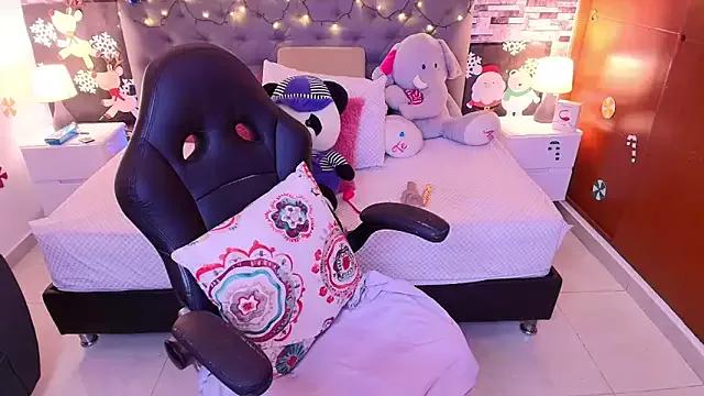 Italyy__boobs from StripChat is Freechat