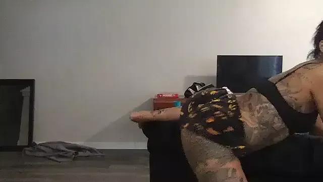 itsreallysoo from StripChat is Freechat