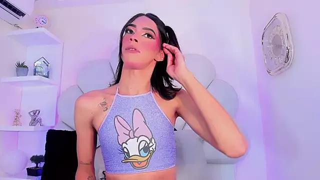 IvannaOrtizzZ from StripChat is Freechat